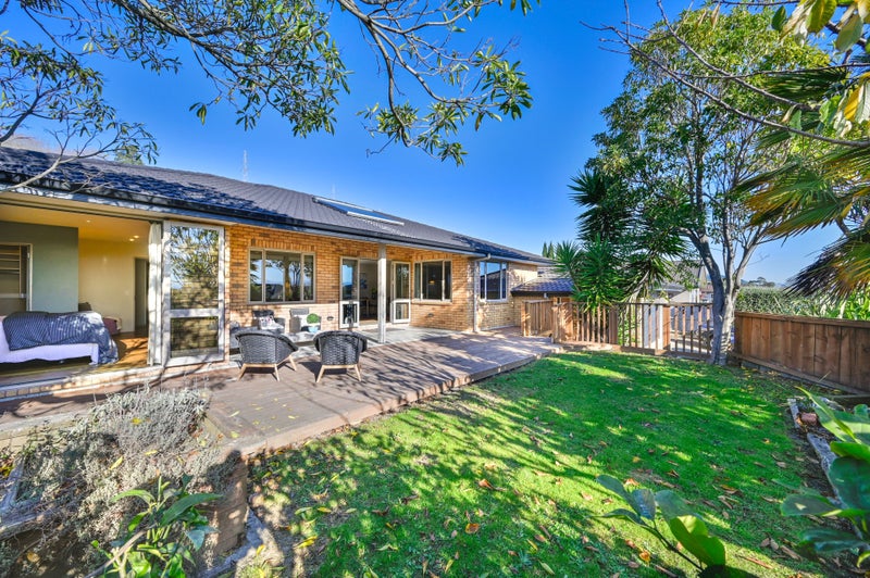 14 Essex Terrace, Stoke, Nelson - Carousel 1