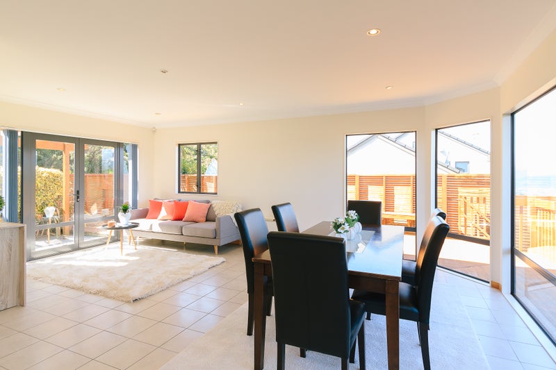 17 Arahiwi Grove, Tirohanga, Lower Hutt - Carousel 2