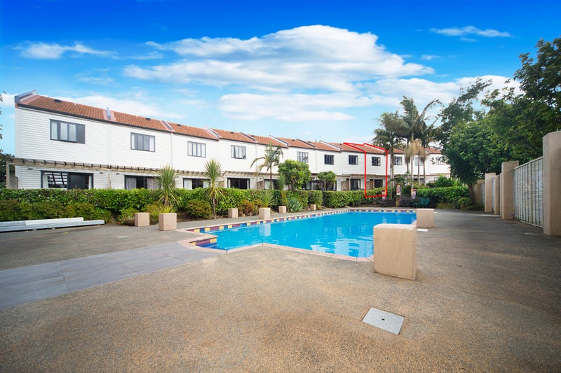 9/21 Armoy Drive, East Tamaki, Auckland - Carousel 2