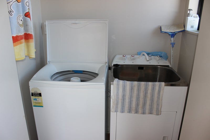 8A Karo Place, Glendene, Auckland - Carousel 10