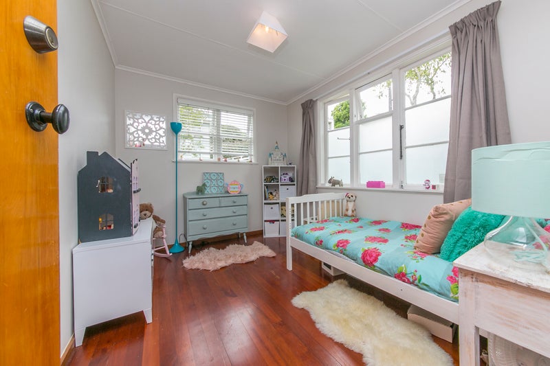 83 Paihia Road, One Tree Hill, Auckland - Carousel 10