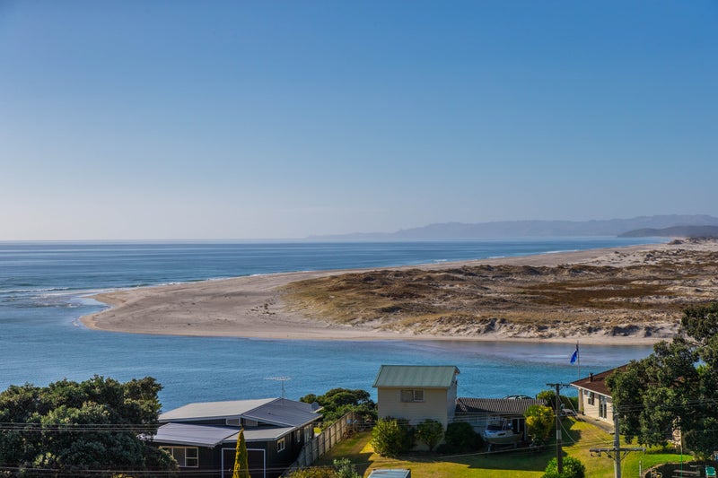 117 Wintle Street, Mangawhai Heads, Mangawhai - Carousel 1