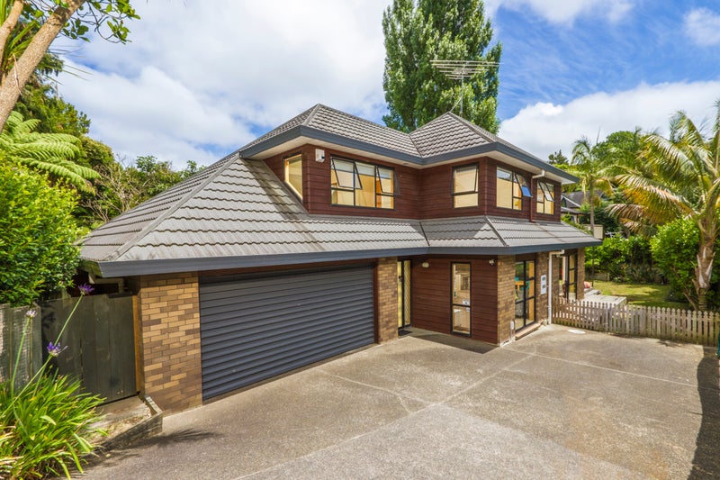 2/22 Heathcote Road, Castor Bay, Auckland - Carousel 2