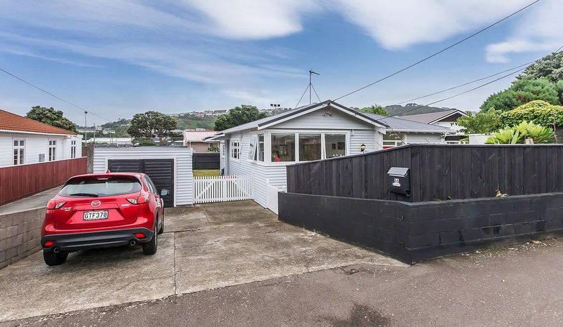 55 Darlington Road, Miramar, Wellington - Carousel 1