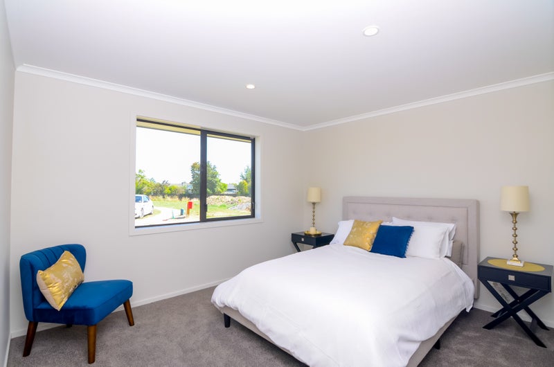 27 Tarata Grove, Lansdowne, Masterton - Carousel 10