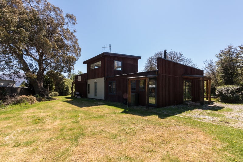 8 Newcastle Road, Hāwea Flat, Lake Hāwea - Carousel 2