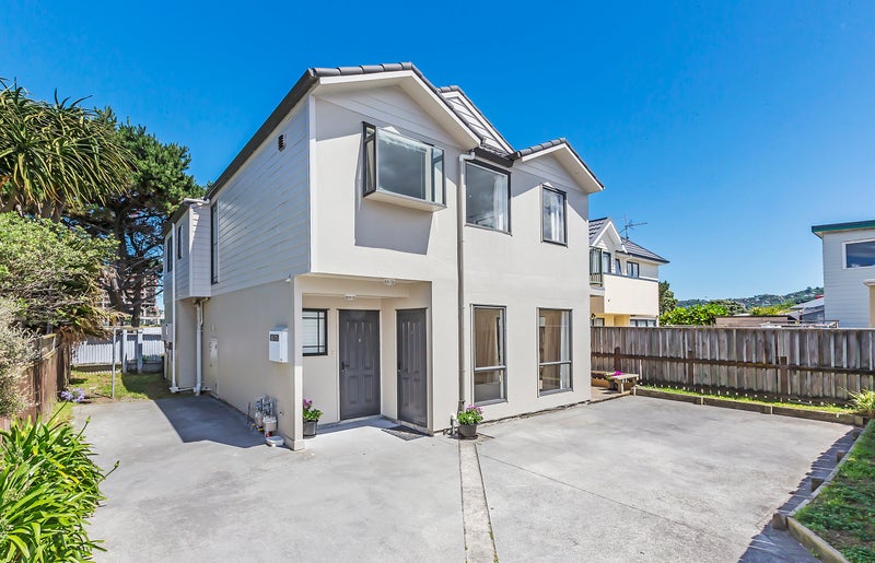 396A Broadway, Miramar, Wellington - Carousel 1