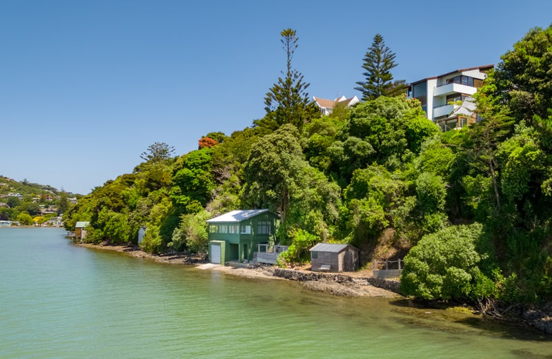 66 Seaview Road, Paremata, Porirua - Carousel 2