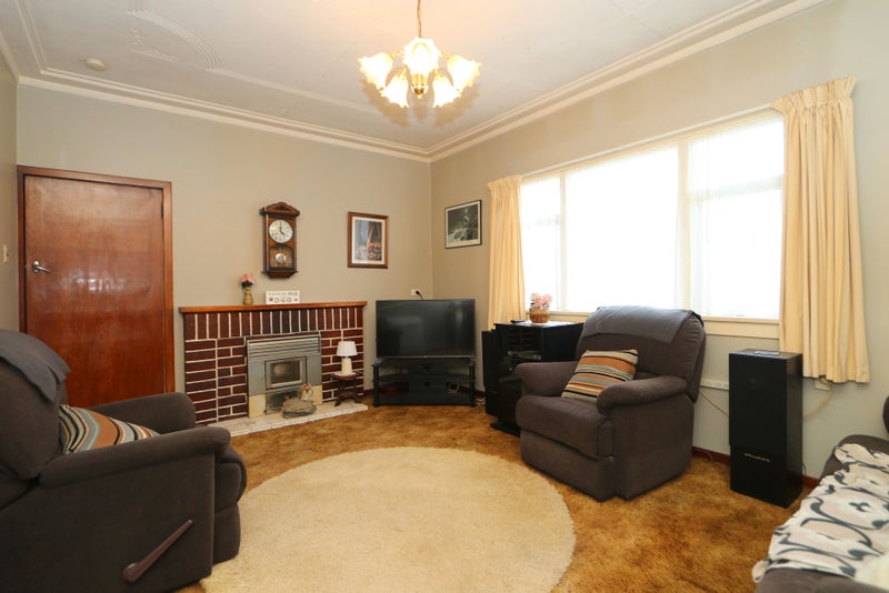 13 Elgin Street, Grasmere, Invercargill - Carousel 2
