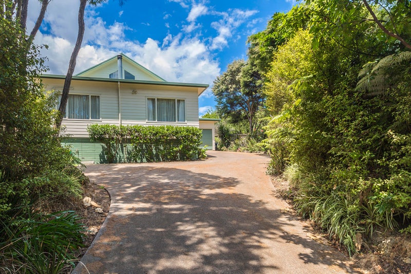 36 Wharf Road, Ostend, Waiheke Island - Carousel 2