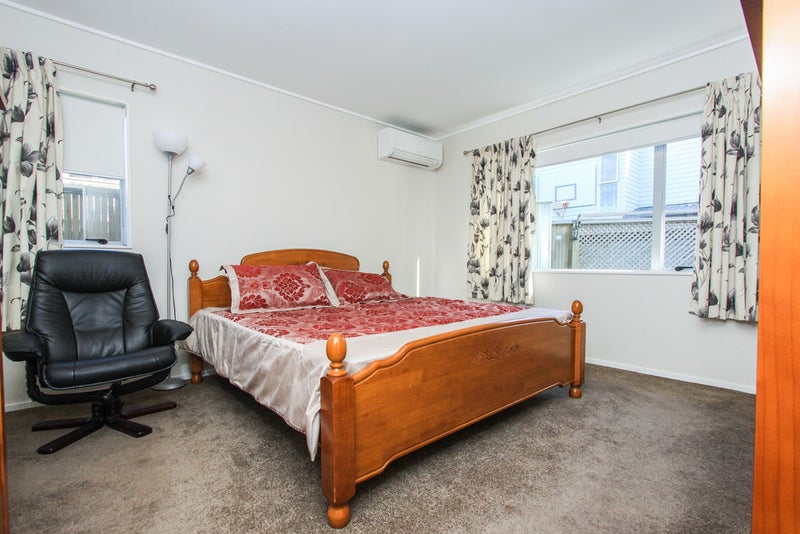 2/29 Eastern Beach Road, Eastern Beach, Auckland - Carousel 10