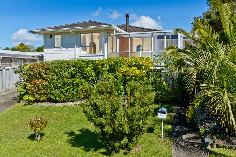103 Sycamore Drive, Sunnynook, Auckland - Carousel 1