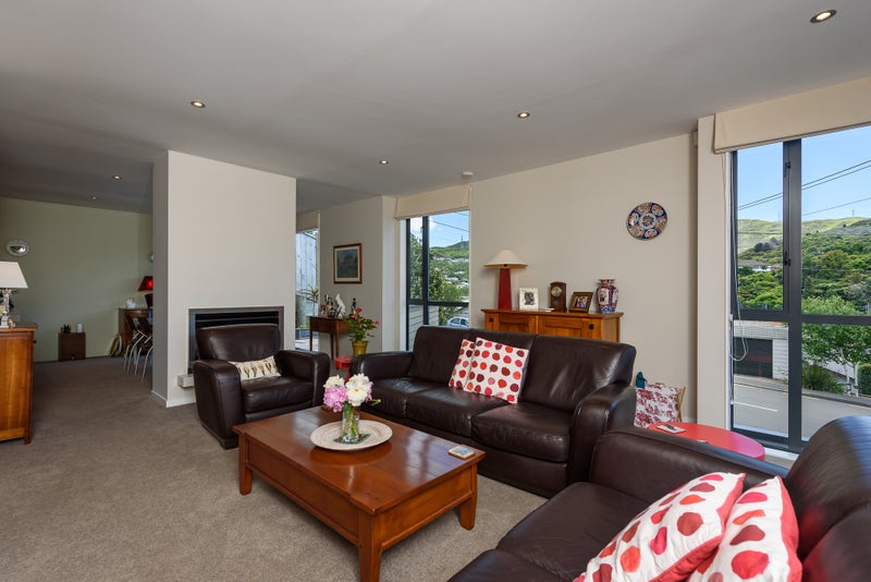 37 Kenya Street, Ngaio, Wellington - Carousel 2