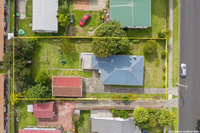 13 Graham Road, Conifer Grove, Takanini - Carousel 1