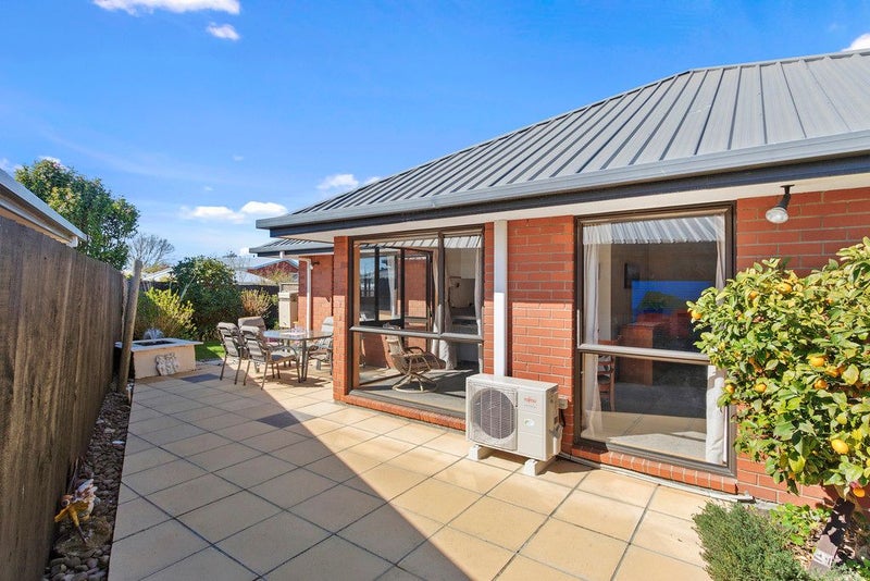 2/1 Fountainhead Lane, Hillmorton, Christchurch - Carousel 10