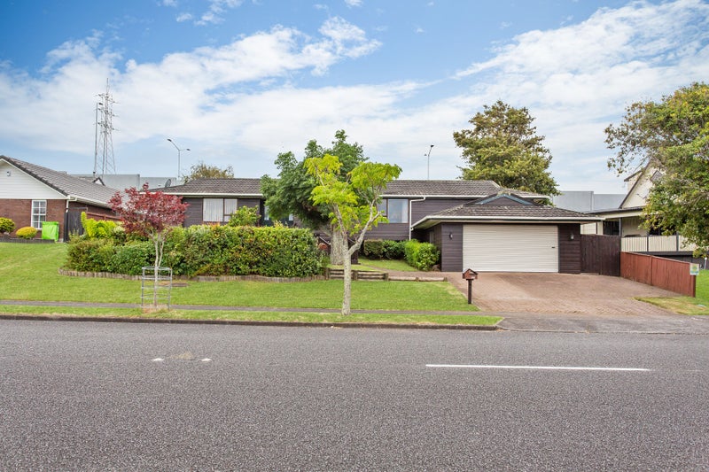 27 Brylee Drive, Conifer Grove, Takanini - Carousel 2