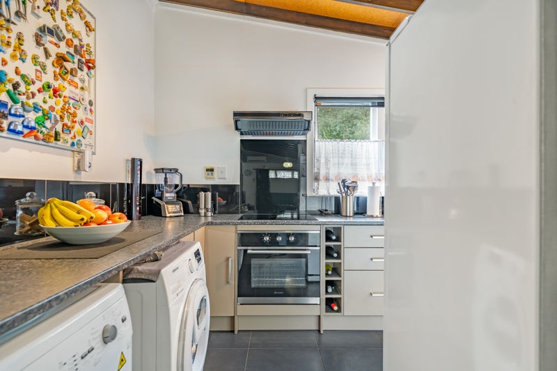 45 Elmslie Road, Pinehaven, Upper Hutt - Carousel 25