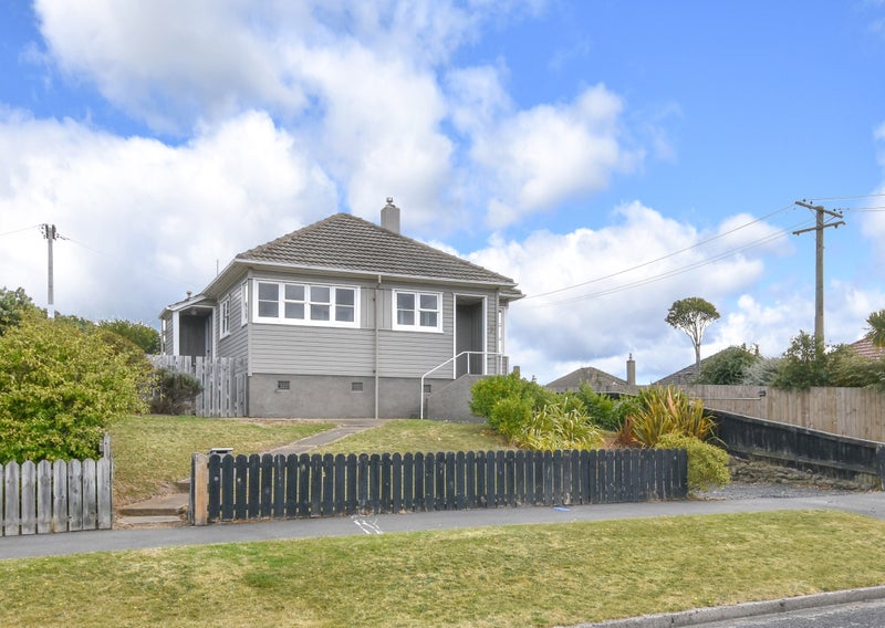 7 Gilmerton Street, Corstorphine, Dunedin - Carousel 1