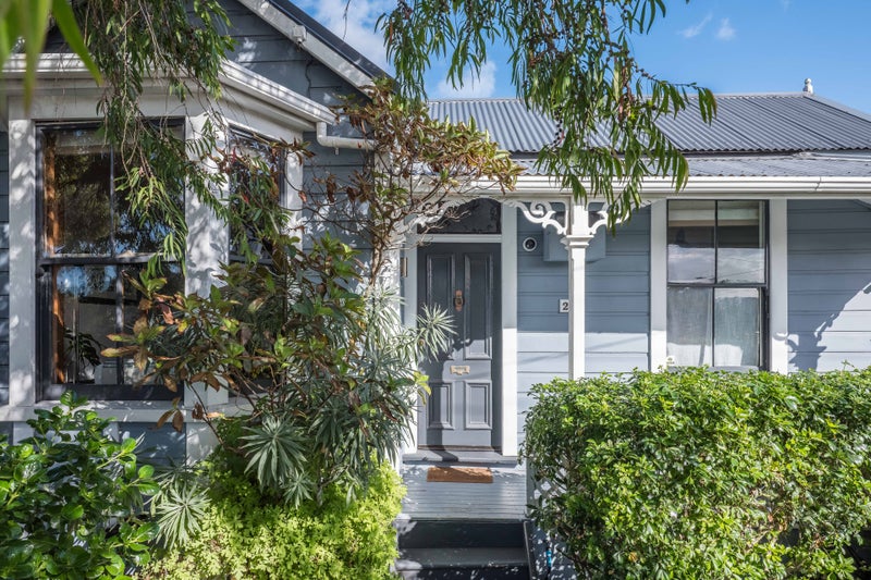 270 Adelaide Road, Newtown, Wellington - Carousel 1