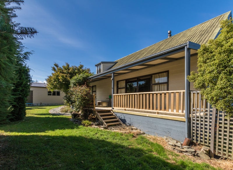 90 Parry Crescent, Wanaka - Carousel 2