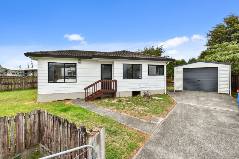 42 Trimdon Street, Randwick Park, Auckland - Carousel 1