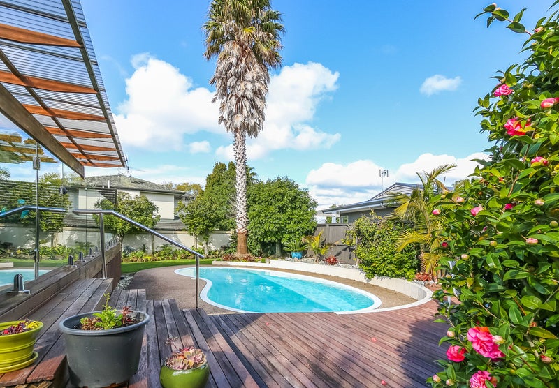 140 Bramley Drive, Farm Cove, Auckland - Carousel 2