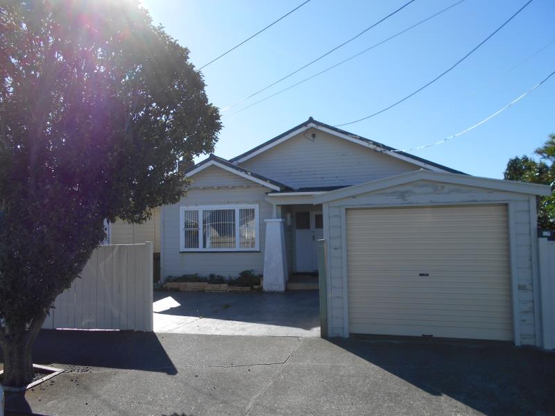 97 Endeavour Street, Lyall Bay, Wellington - Carousel 1