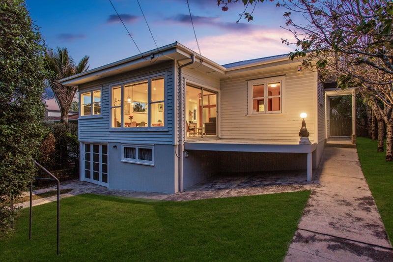 3 Brewster Avenue, Morningside, Auckland - Carousel 23