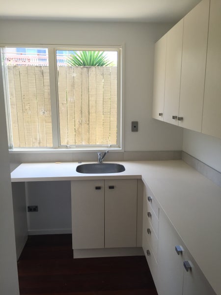 38 Oakwood Grove, Eastern Beach, Auckland - Carousel 8