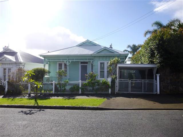 17 Kingsley Street, Westmere, Auckland - Carousel 1