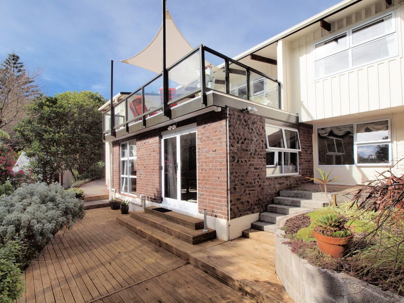 2 Rakeiora Grove, Korokoro, Lower Hutt - Carousel 2