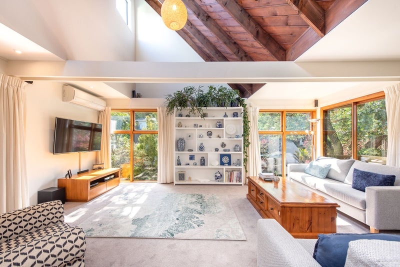 9 Amapur Drive, Khandallah, Wellington - Carousel 2