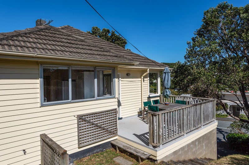 27 Croydon Street, Karori, Wellington - Carousel 17