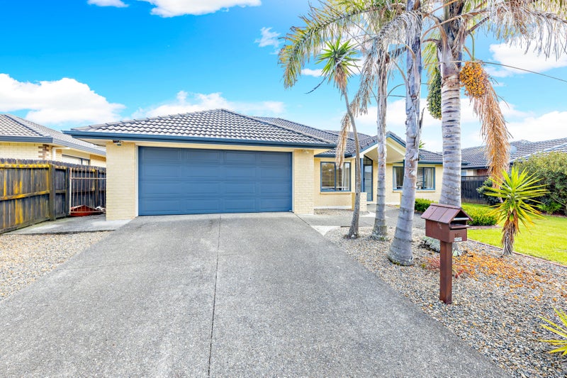 16 Feeny Crescent, East Tamaki, Auckland - Carousel 1