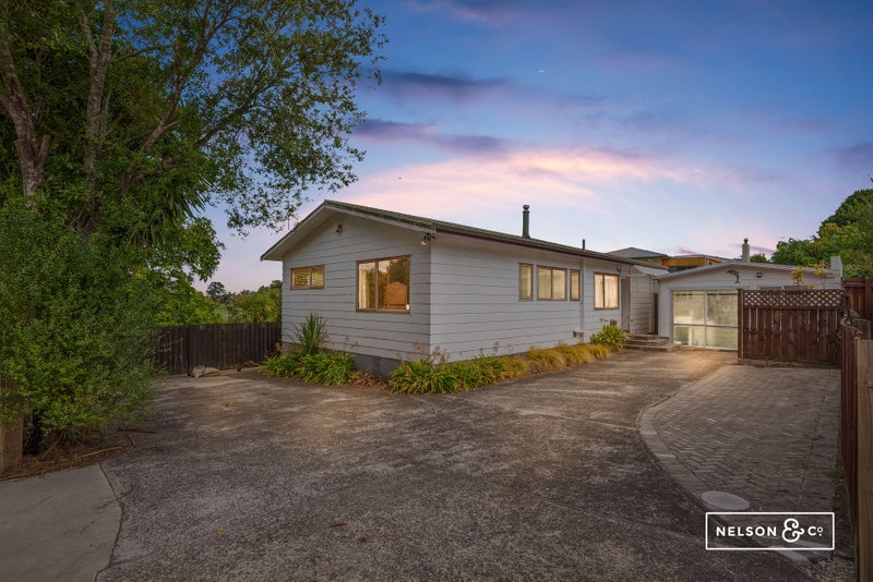 31 McQuarrie Avenue, Wattle Downs, Auckland - Carousel 2