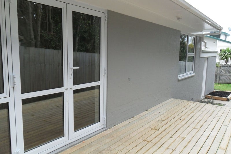 2/1 Balmain Road, Birkenhead, Auckland - Carousel 1