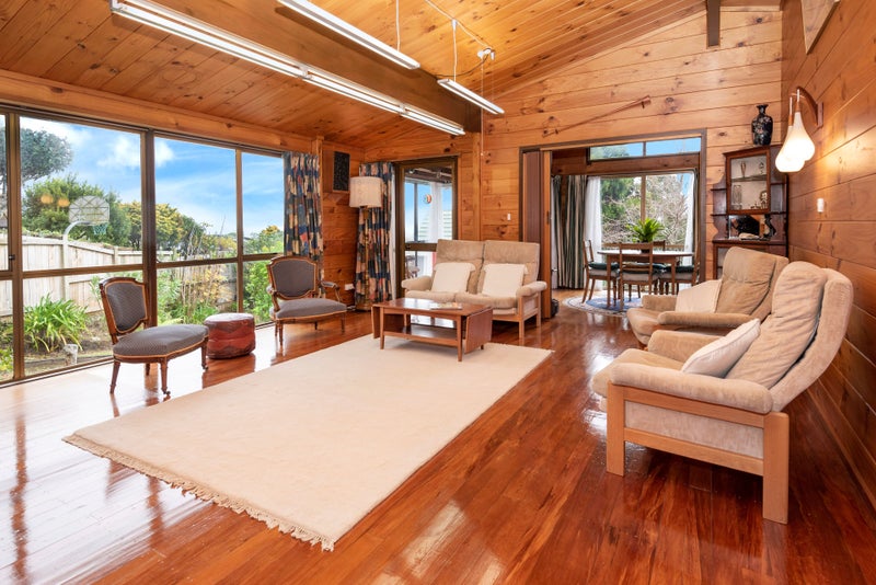 152 Bleakhouse Road, Mellons Bay, Auckland - Carousel 2