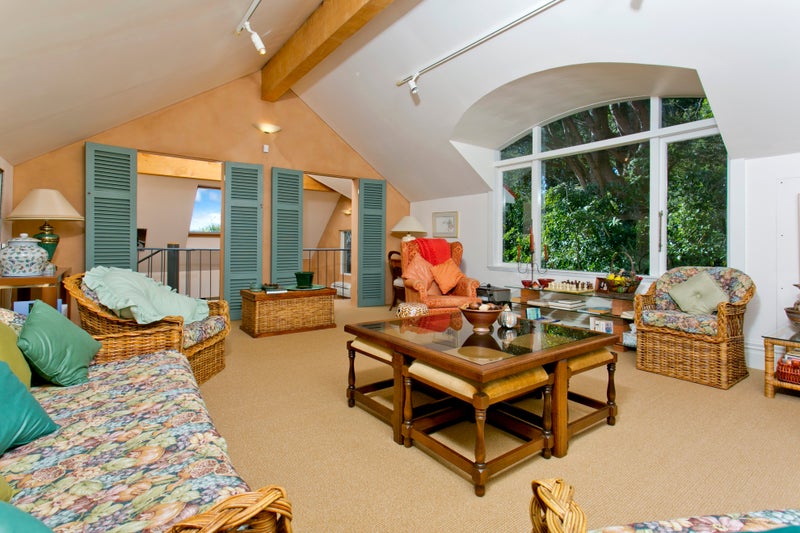 57 Island Bay Road, Beach Haven, Auckland - Carousel 10