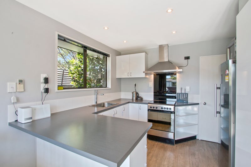 30 Royal Park Drive, Parklands, Christchurch - Carousel 2