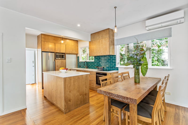 49 Rukutai Street, Orakei, Auckland - Carousel 2