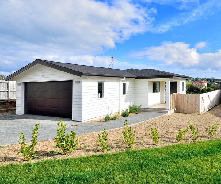 75 Buccaneer Court, Gulf Harbour, Whangaparaoa - Carousel 1