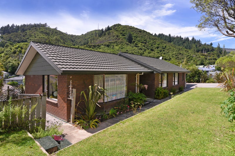 20 Clifford Avenue, Bishopdale, Nelson - Carousel 1