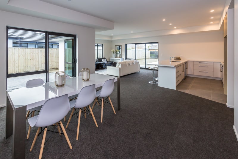 8 Bronco Drive, Aidanfield, Christchurch - Carousel 2