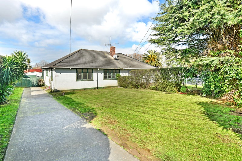 66 Tripoli Road, Panmure, Auckland - Carousel 1