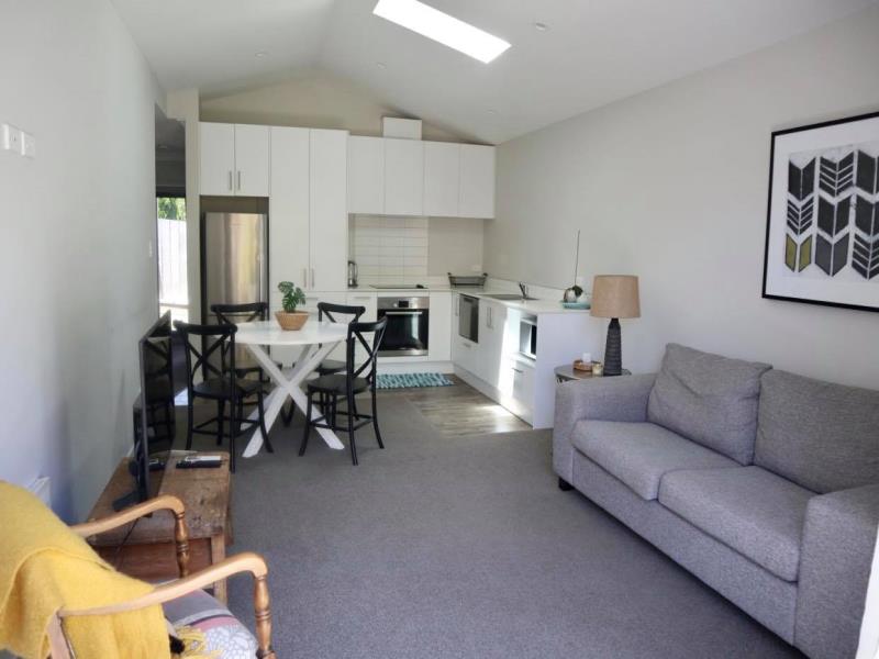 1/49 Anglesea Street, Hamilton Central, Hamilton - Carousel 1