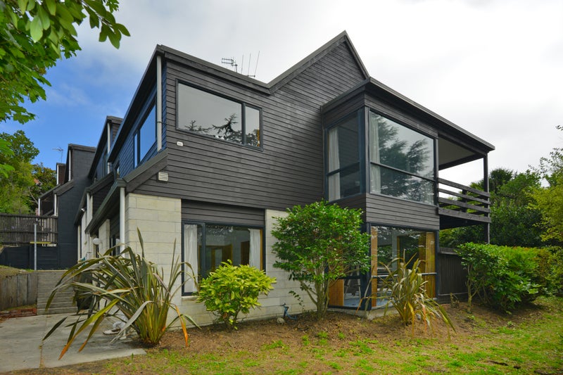 5B INDIRA LANE, Cashmere, Christchurch - Carousel 1