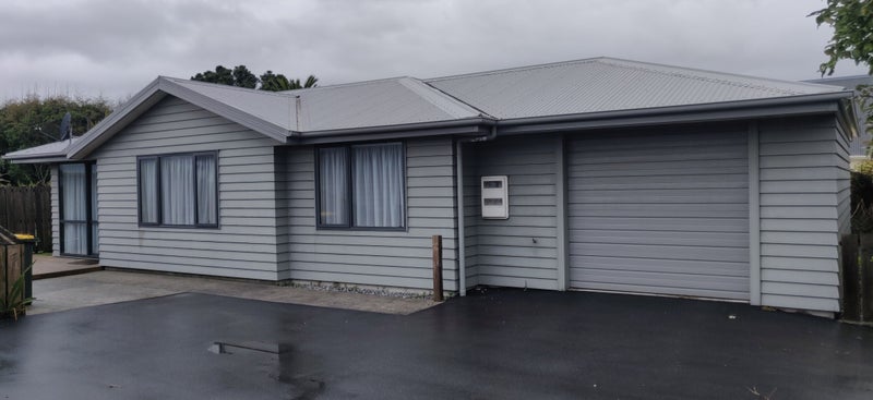 188C Revell Street, Hokitika - Carousel 1