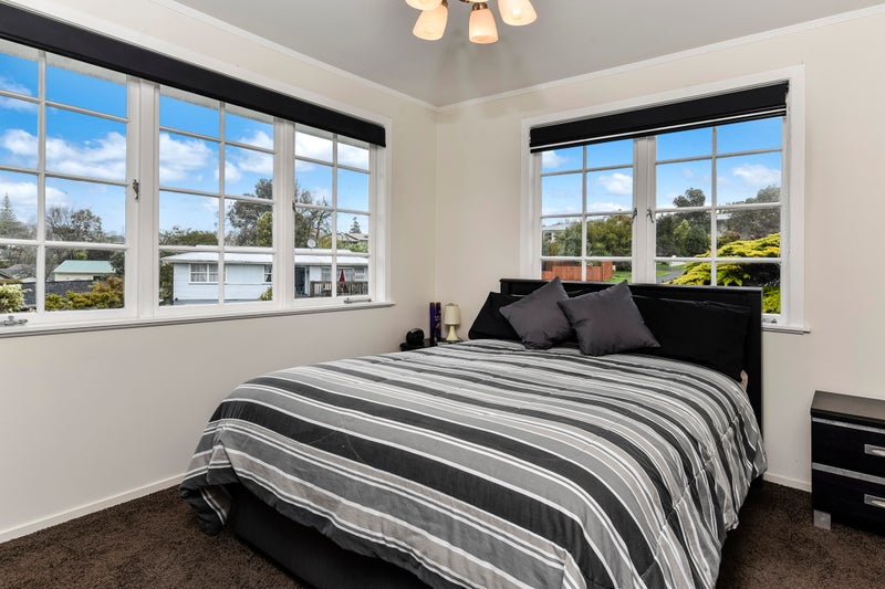 38 Japonica Drive, Beach Haven, Auckland - Carousel 10