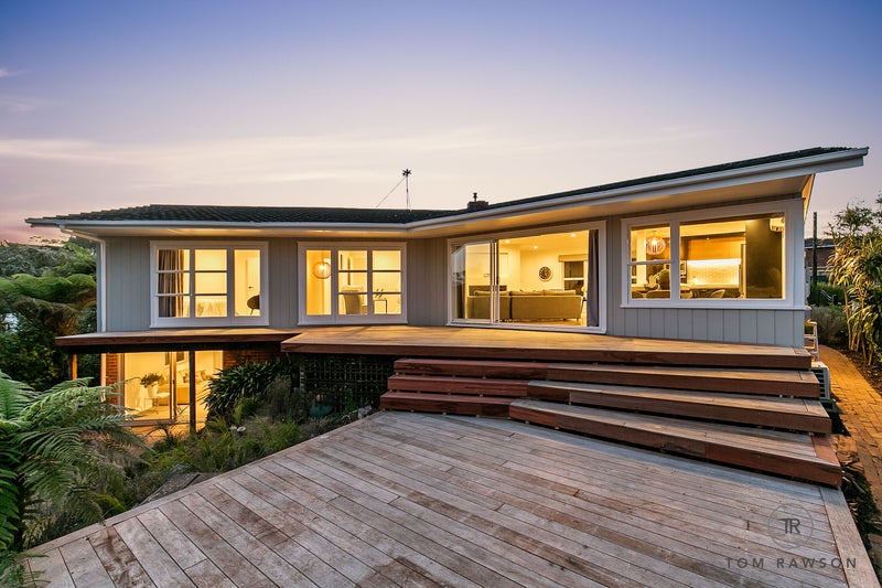 19 Cockle Bay Road, Cockle Bay, Auckland - Carousel 2