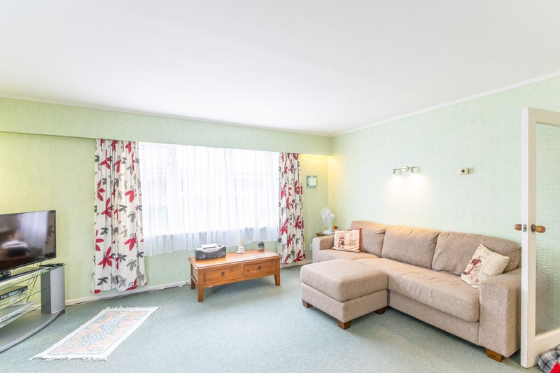 64 Miramar Avenue, Miramar, Wellington - Carousel 2